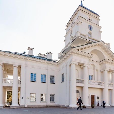 Володарского Революционная Комсомольская Minsk Exterior foto